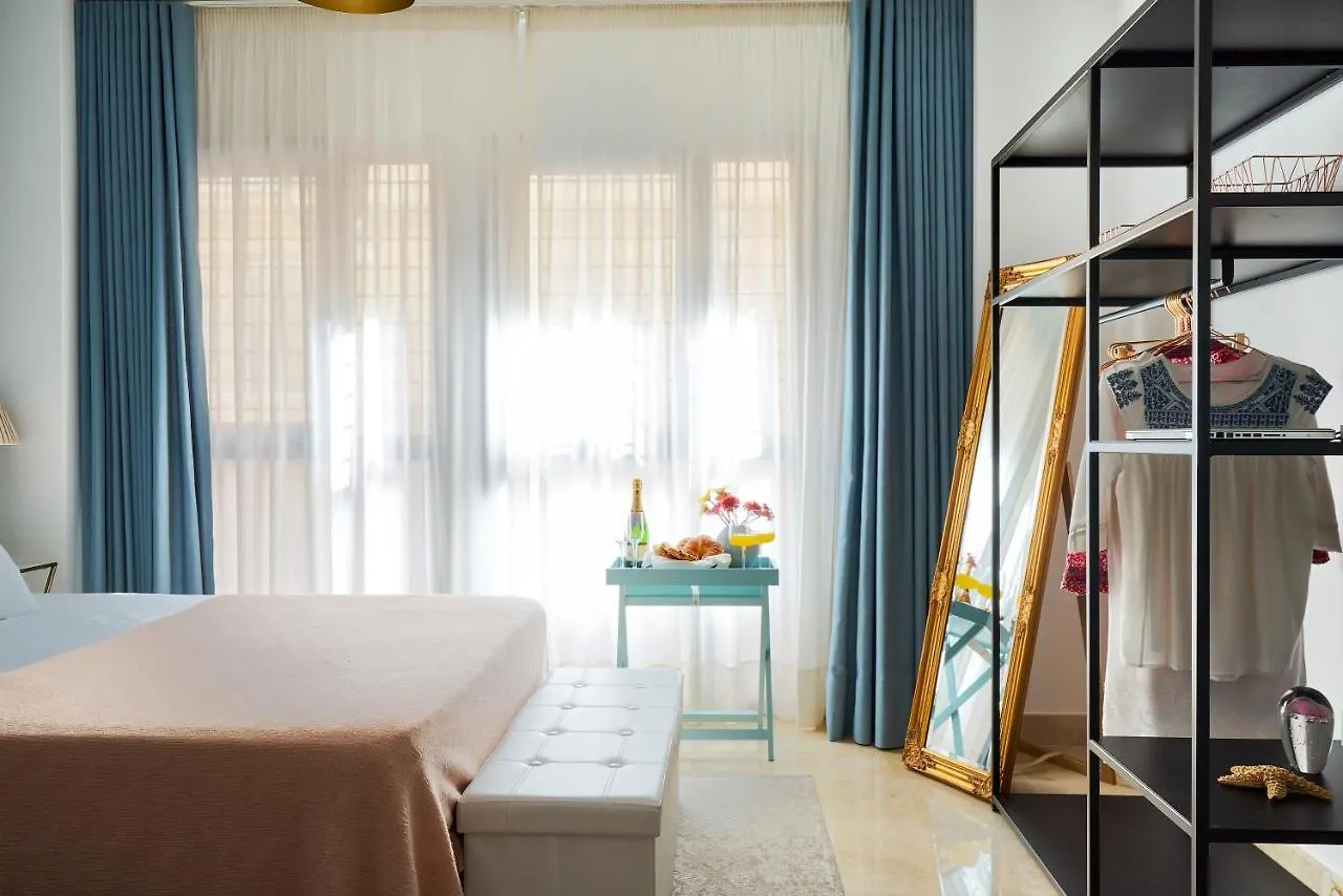 Studio Deluxe With Shared Roof Terrace Málaga 0*,